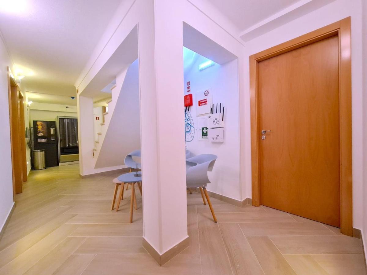Quartos Para Viajantes, Surfistas, Grupos, Boa Energia Nazare Luaran gambar