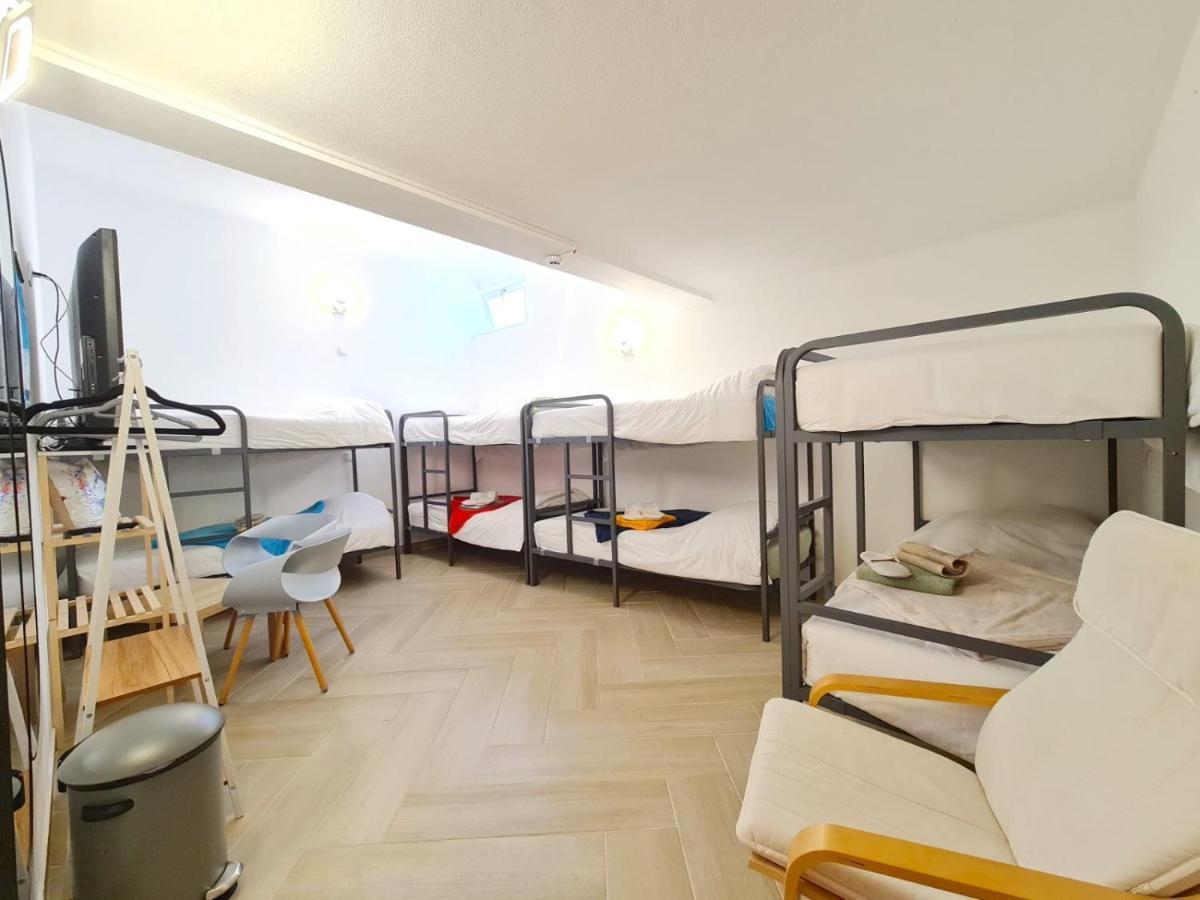 Quartos Para Viajantes, Surfistas, Grupos, Boa Energia Nazare Luaran gambar