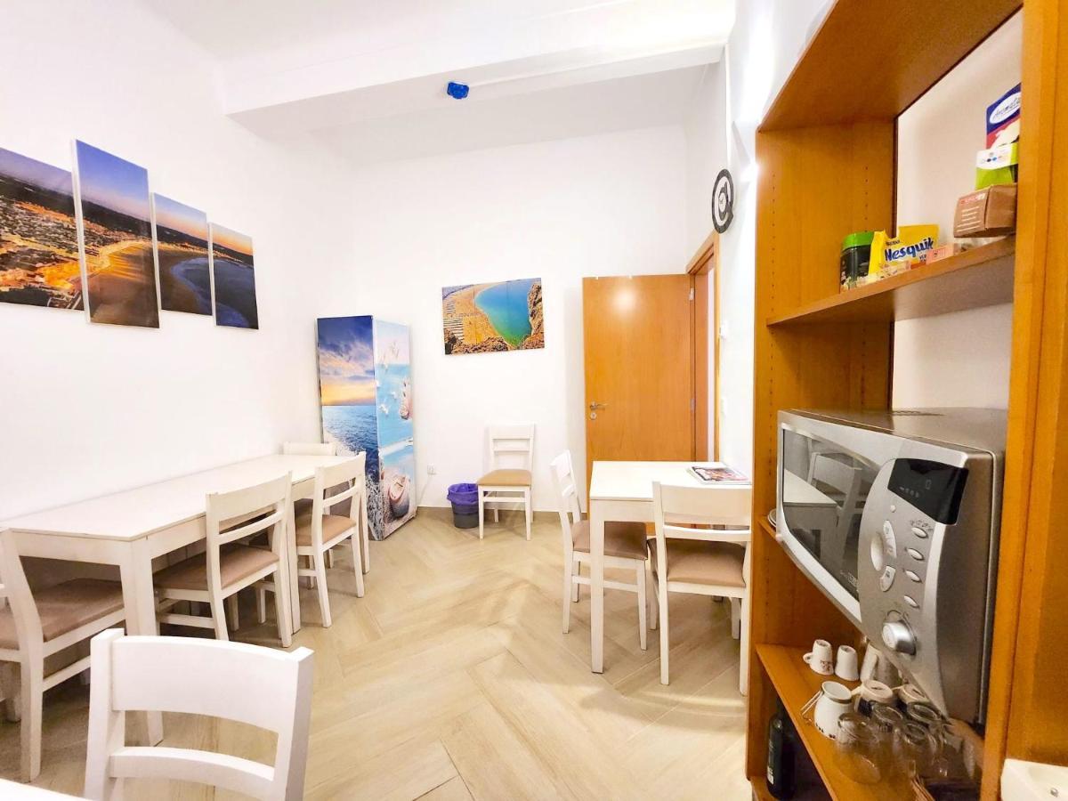 Quartos Para Viajantes, Surfistas, Grupos, Boa Energia Nazare Luaran gambar