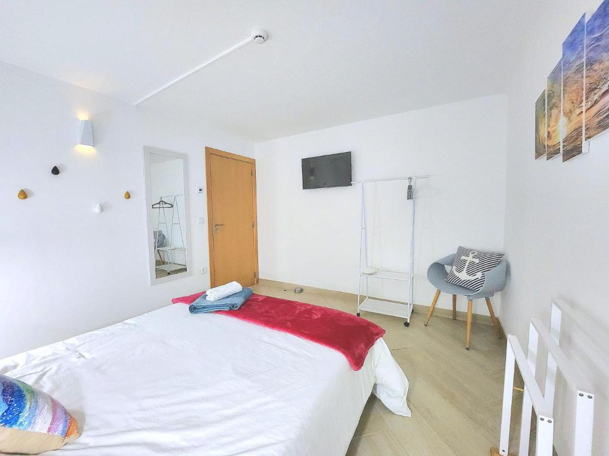 Quartos Para Viajantes, Surfistas, Grupos, Boa Energia Nazare Luaran gambar