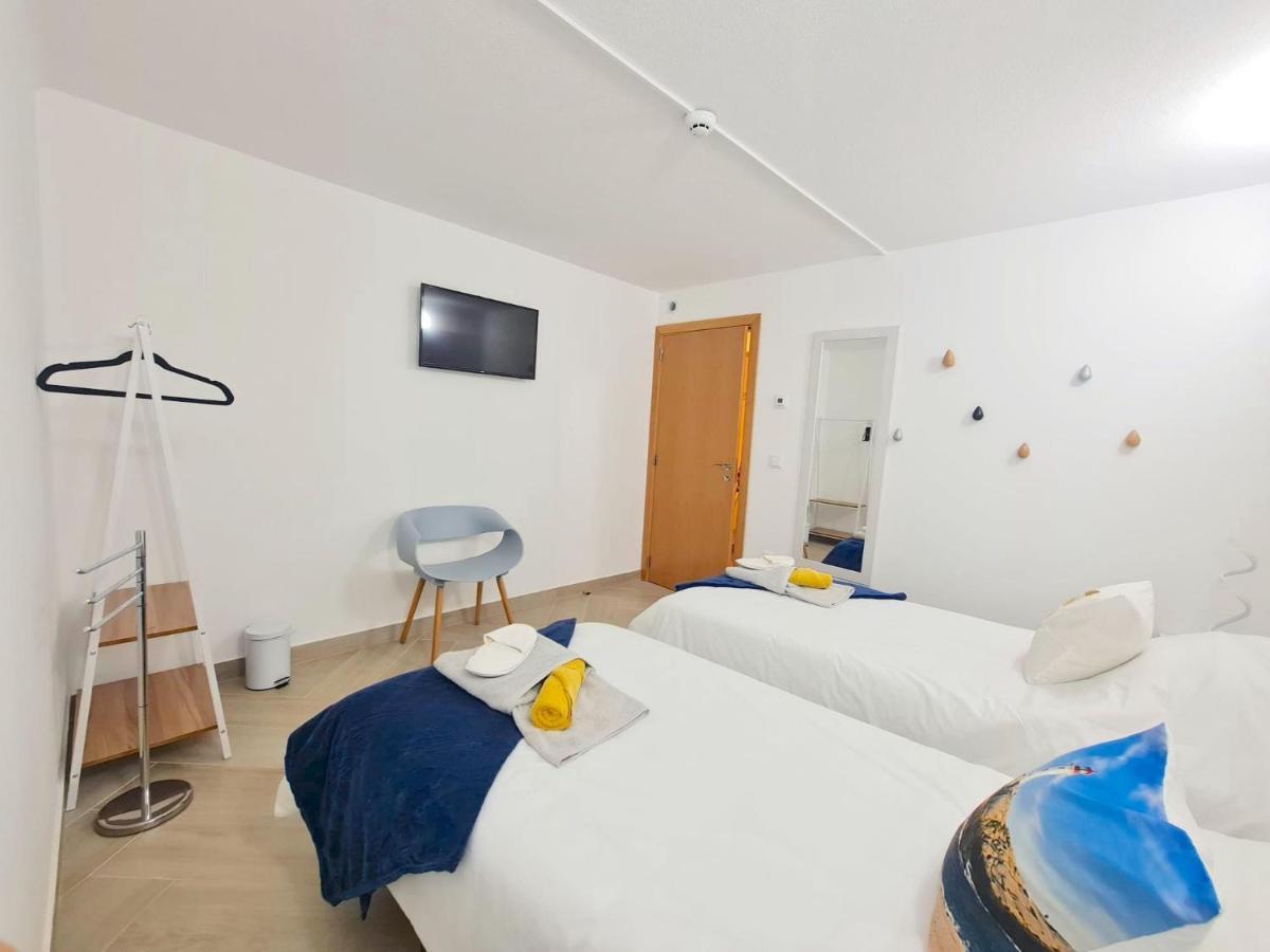 Quartos Para Viajantes, Surfistas, Grupos, Boa Energia Nazare Luaran gambar