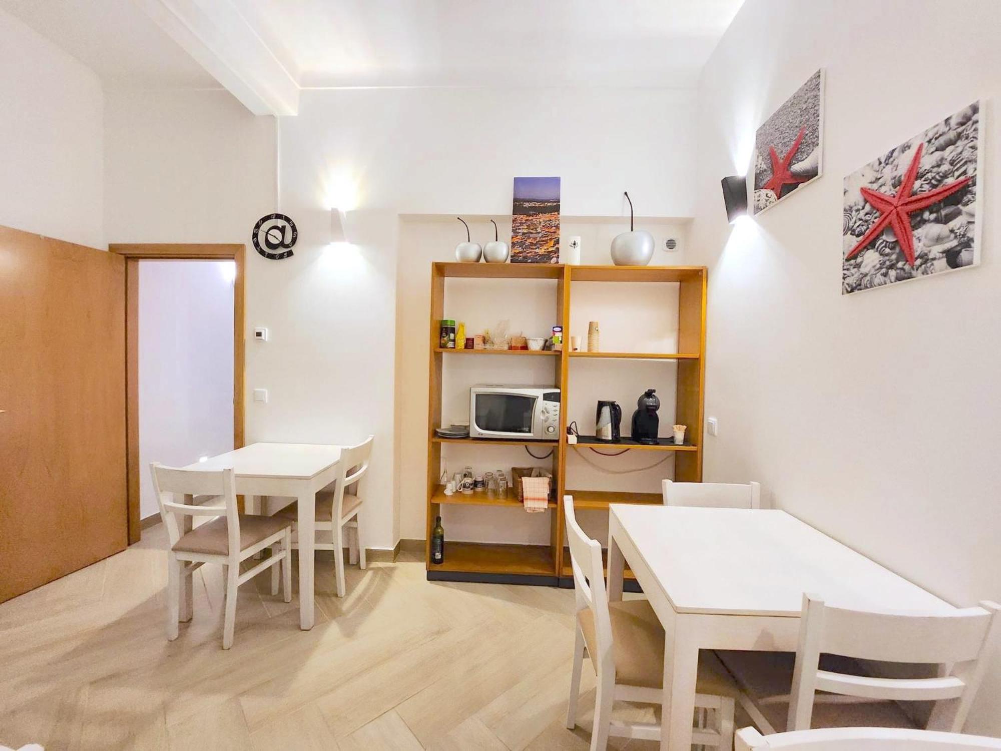 Quartos Para Viajantes, Surfistas, Grupos, Boa Energia Nazare Luaran gambar